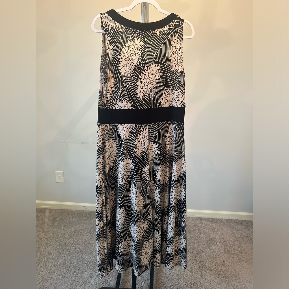 Perceptions New York casual Plus Size 16 Dress sleeveless black and white - Picture 4 of 4